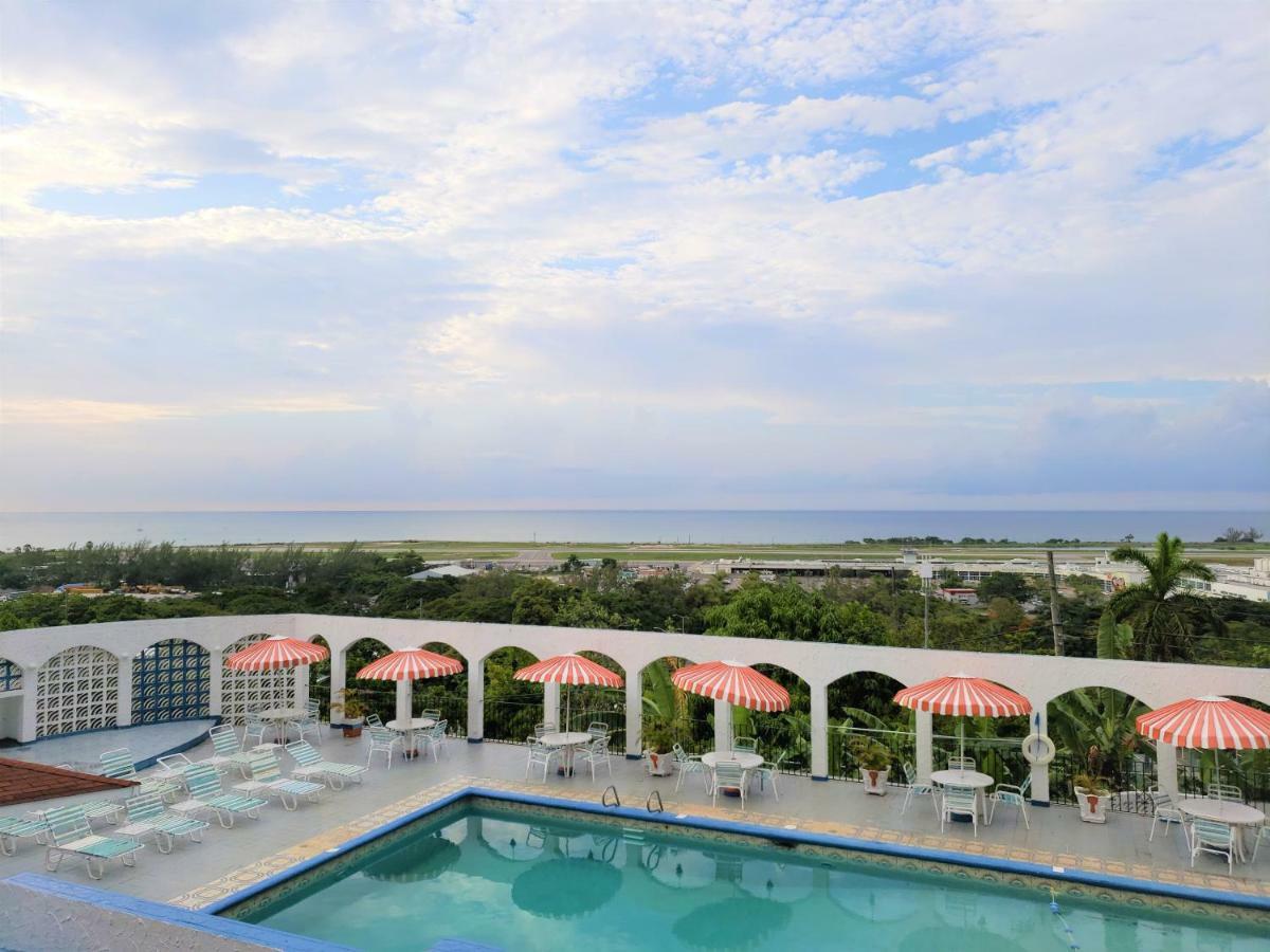 Montego Hotel Montego Bay Eksteriør billede