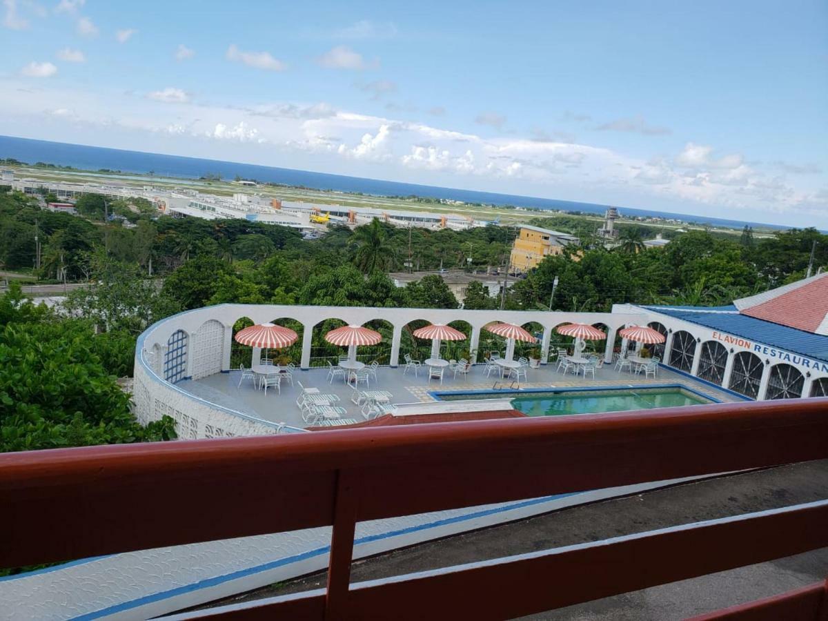 Montego Hotel Montego Bay Eksteriør billede